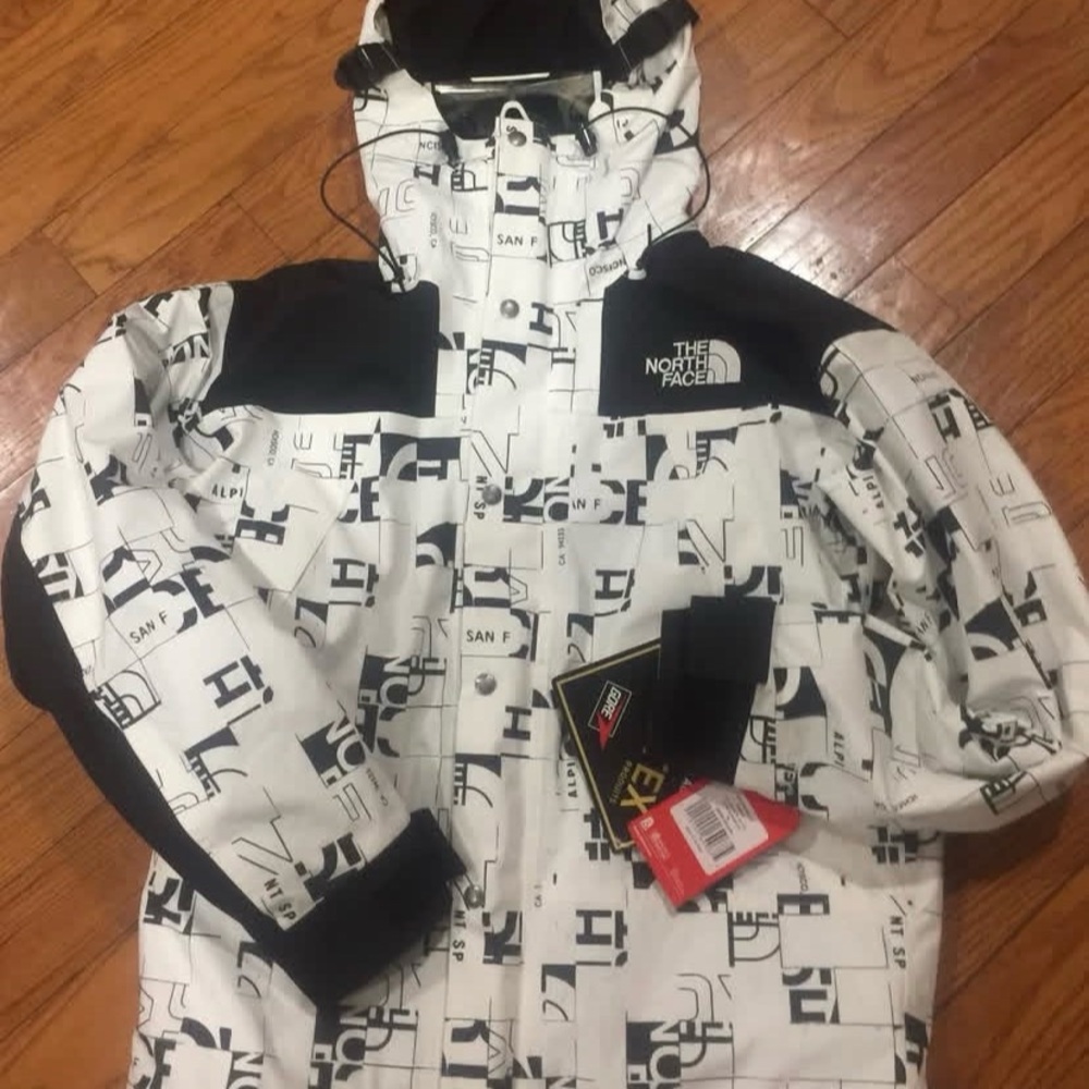The North Face GTX goretex sample mountain Graphic Jacket men medium